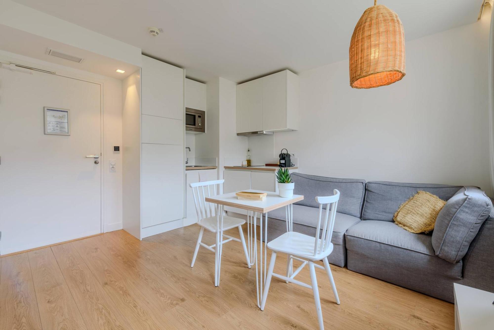 Les Appartements Et Chambres De Montpellier Bagian luar foto