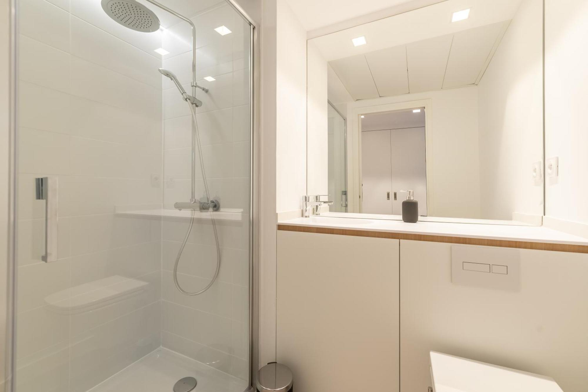 Les Appartements Et Chambres De Montpellier Bagian luar foto